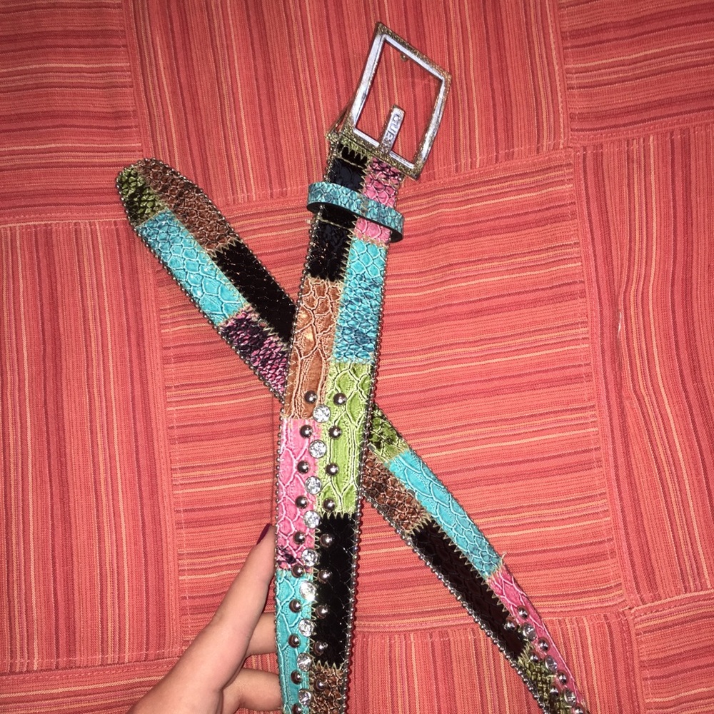 Guess Belt